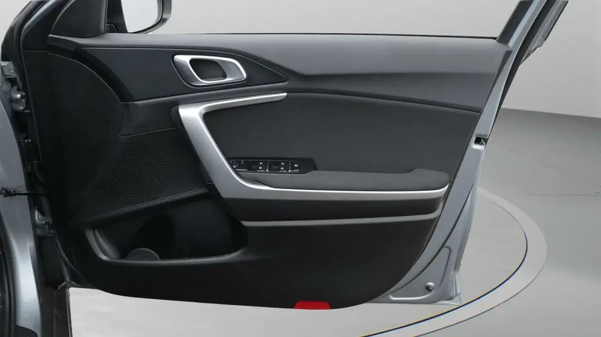 2022-kia-xceed-10-t-gdi-2-big-15