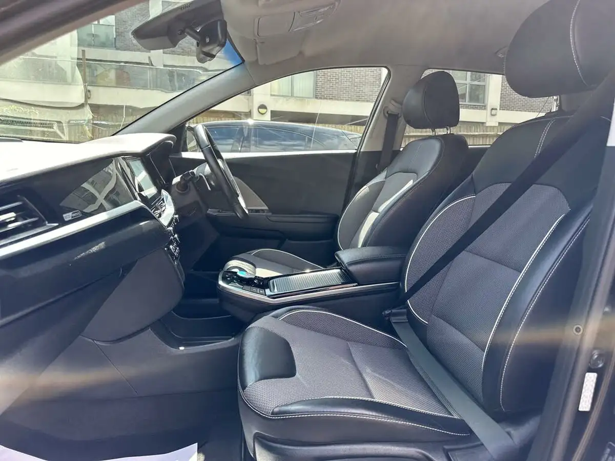 2021-kia-e-niro-ev-2-64-big-25