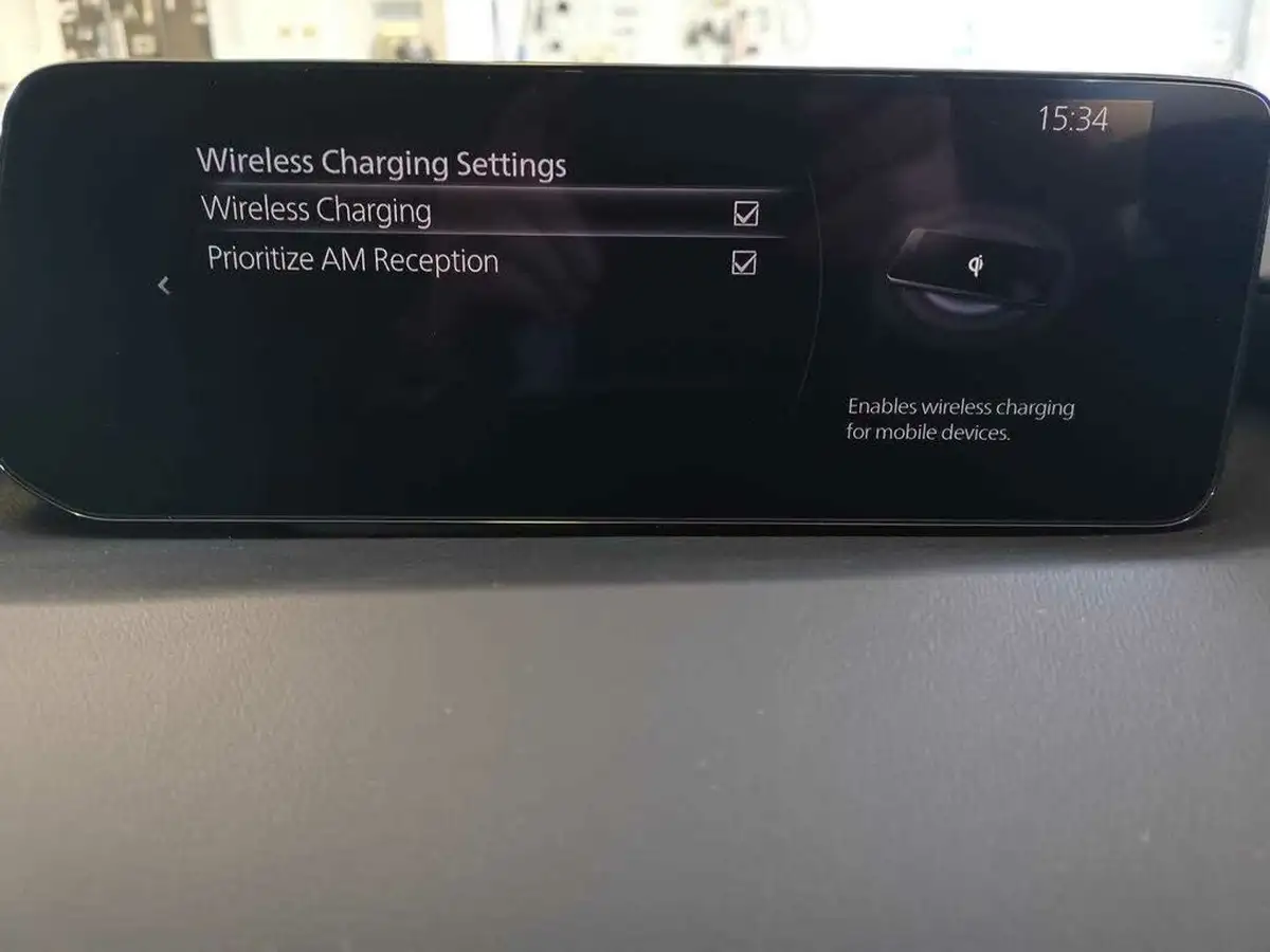 2025-mazda-mazda3-20-e-skyactiv-x-exclusive-line-hatchback-5d-big-38