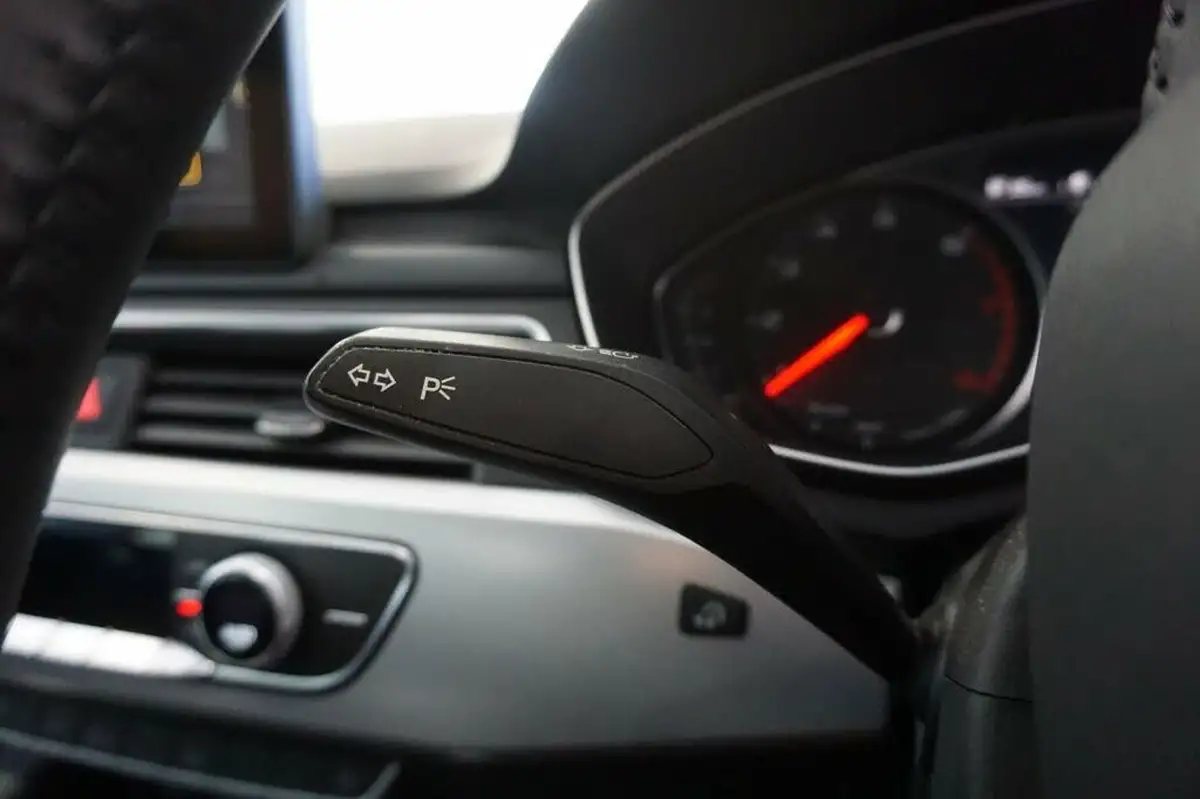 2019-audi-a4-20-35-tfsi-se-big-21
