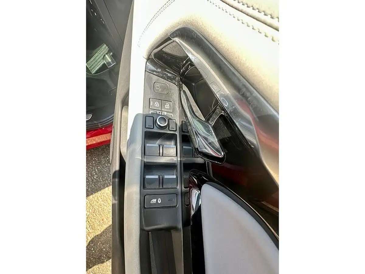 2021-land-rover-range-rover-evoque-15-p300e-r-dynamic-se-big-22
