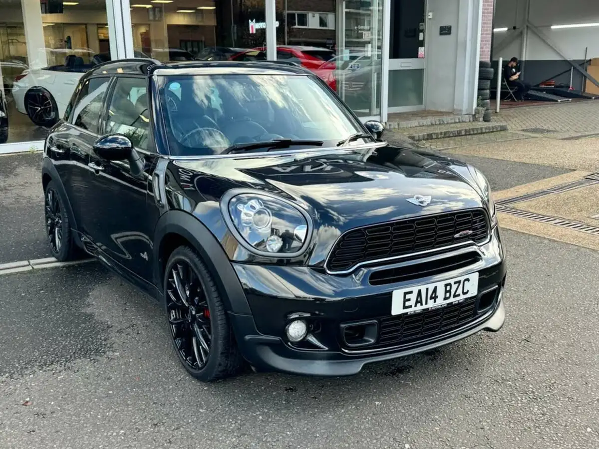 2014-mini-countryman-16-john-cooper-works-big-13