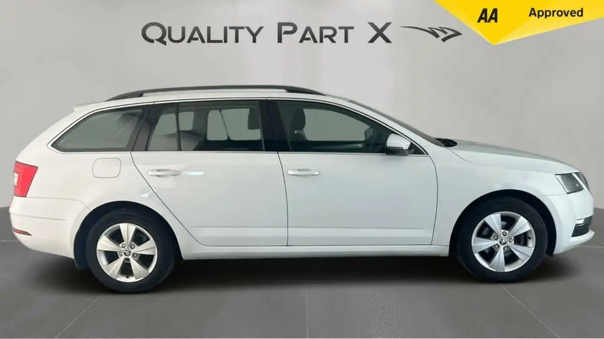 2019-skoda-octavia-16tdi-se-technology-estate-big-1