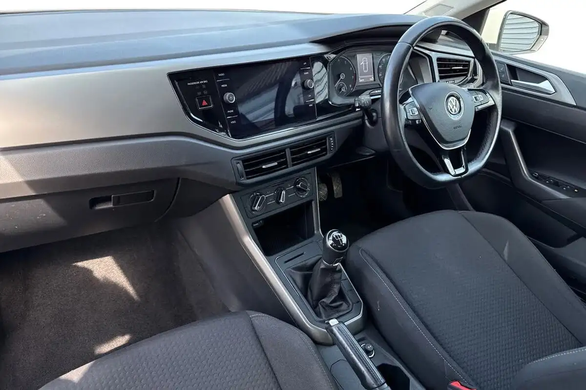 2019-volkswagen-polo-10-se-65ps-evo-ss-big-14