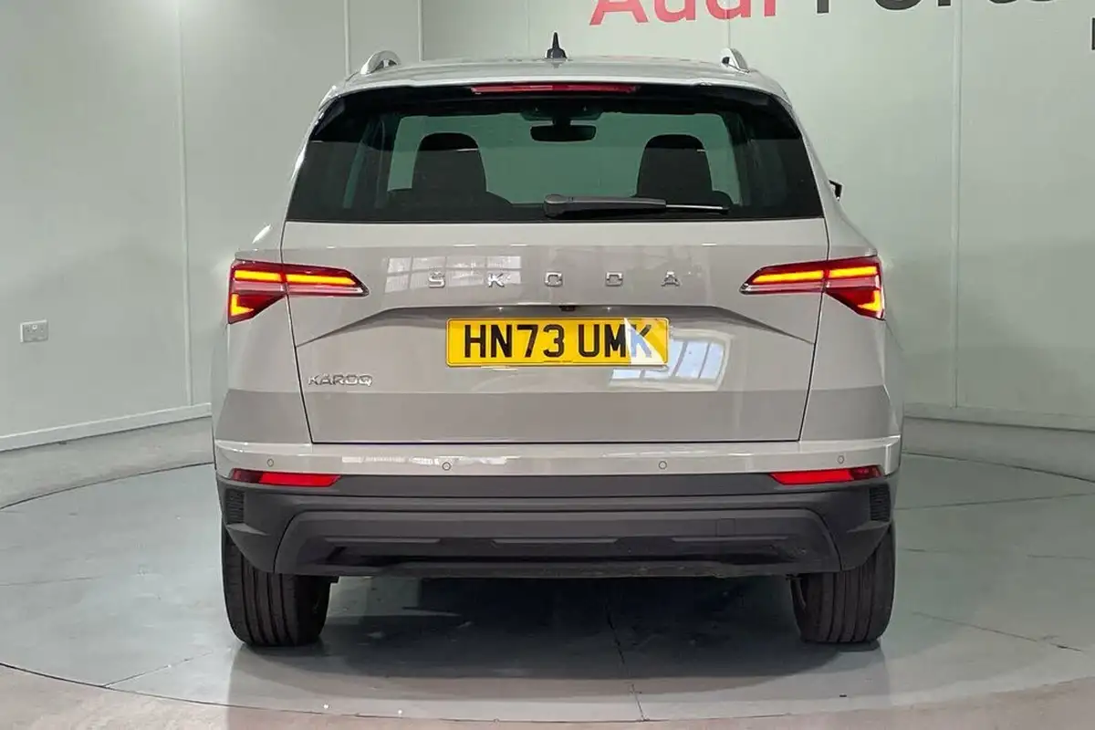 2023-skoda-karoq-15-tsi-se-l-dsg-big-7