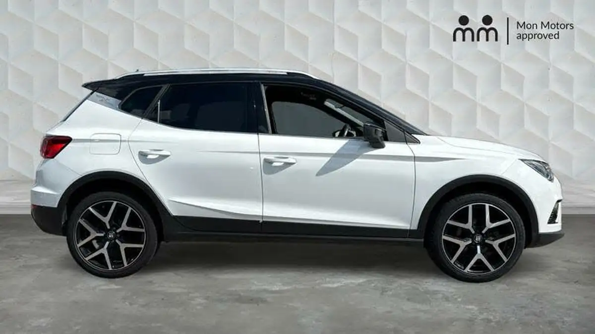 2019-seat-arona-10-tsi-fr-sport-ss-big-3