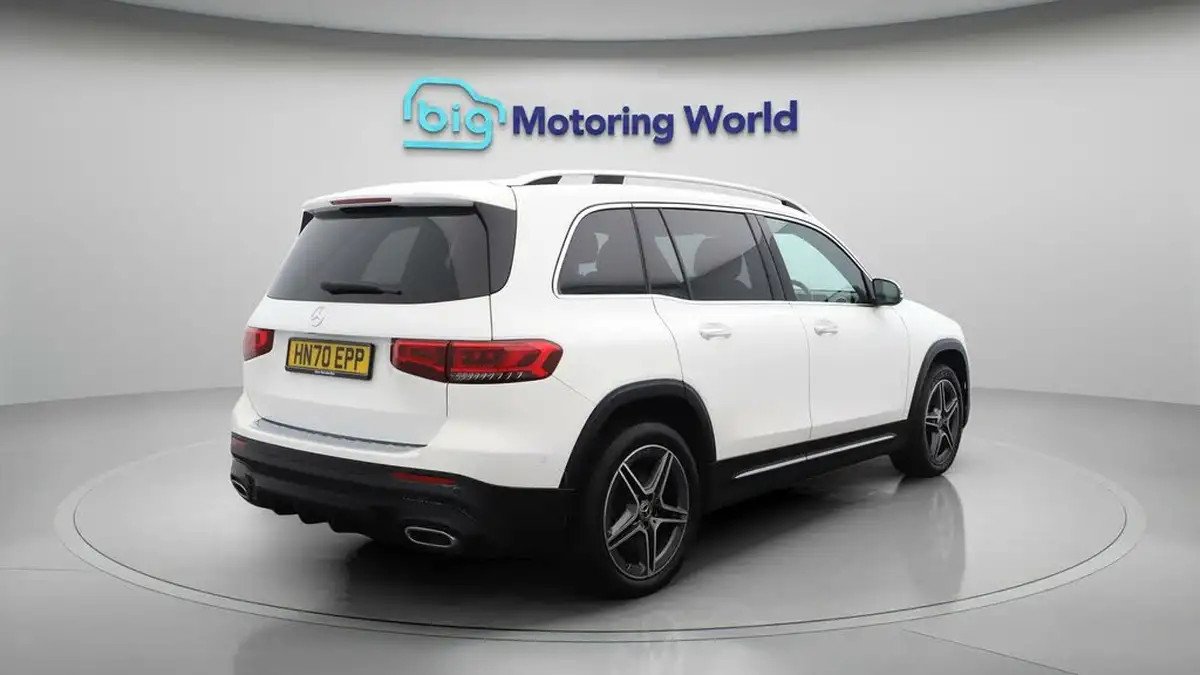 2020-mercedes-benz-glb-class-20d-glb220d-amg-line-premium-plus-driving-assistance7-big-7