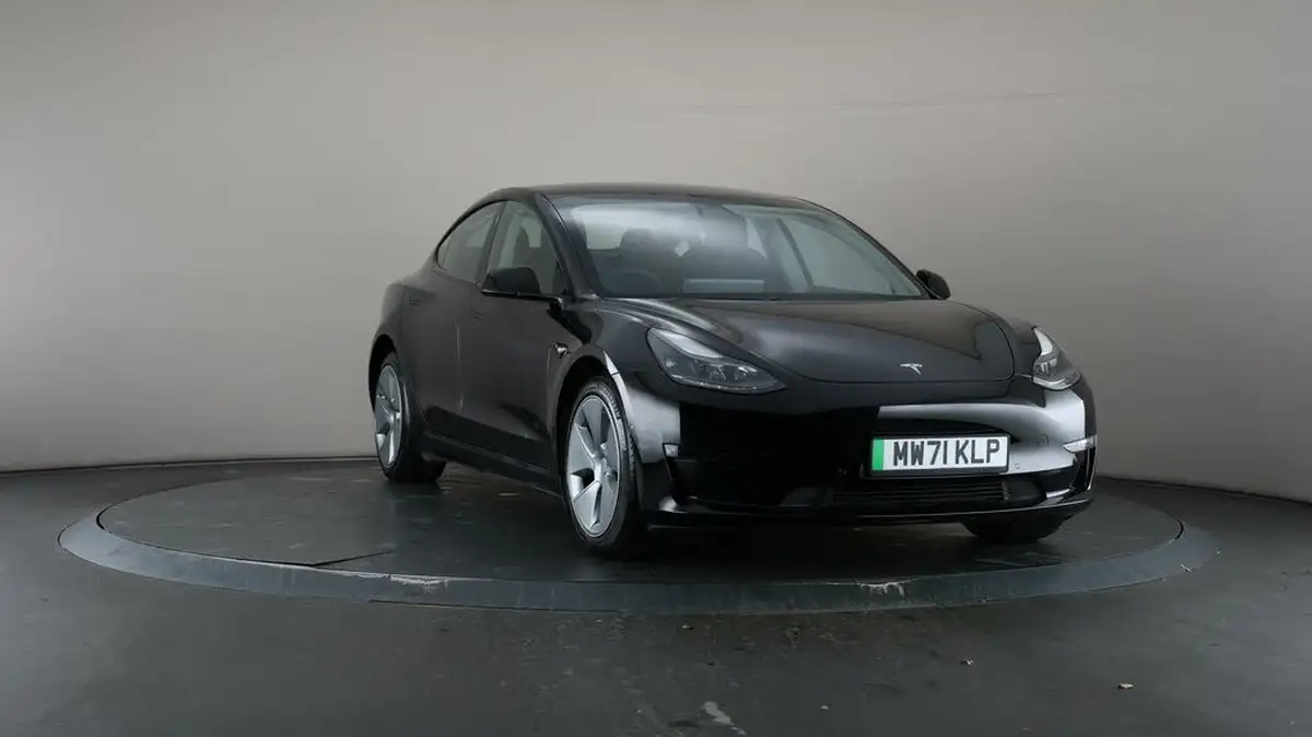2021-tesla-model-3-e-long-range-awd-big-51