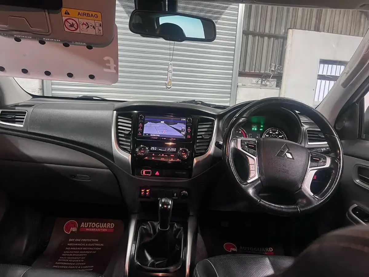 2017-mitsubishi-l200-24di-d-warrior-178bhp-eu6-big-17
