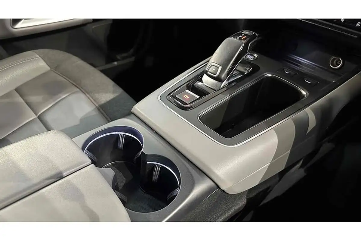 2020-citroen-c5-aircross-12-puretech-flair-plus-eat8-big-51