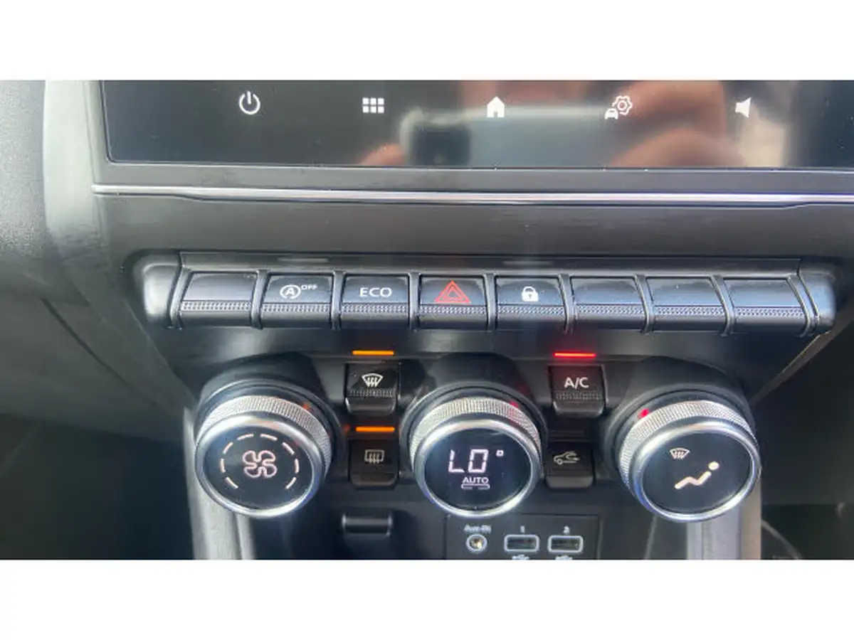 2020-renault-captur-13-tce-iconic-130bhp-edc-auto-big-32