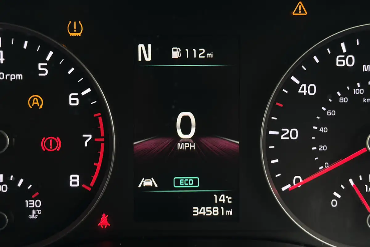 2022-kia-rio-10-t-gdi-3-big-13