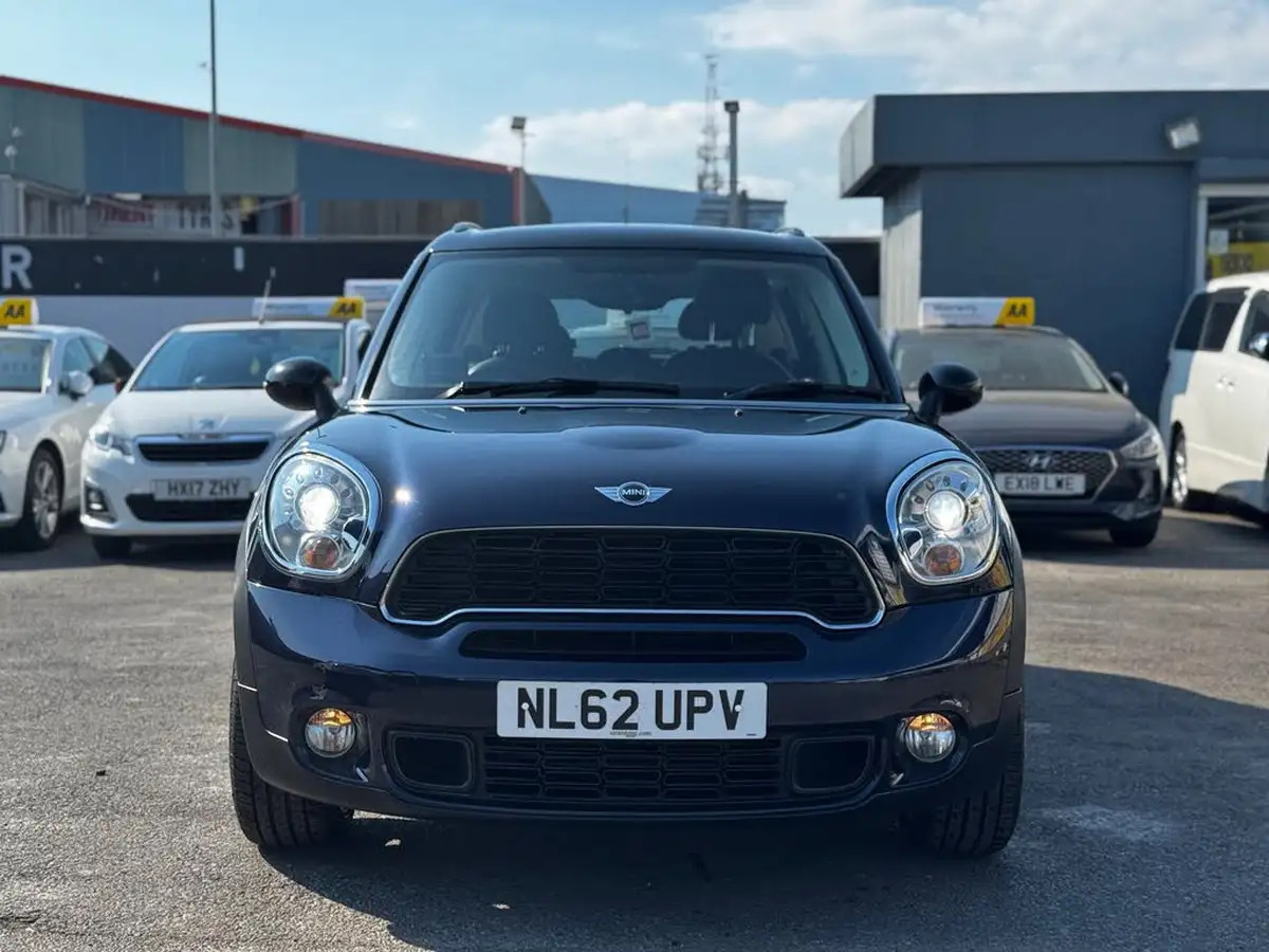 2012-mini-countryman-16-cooper-s-chili-big-2