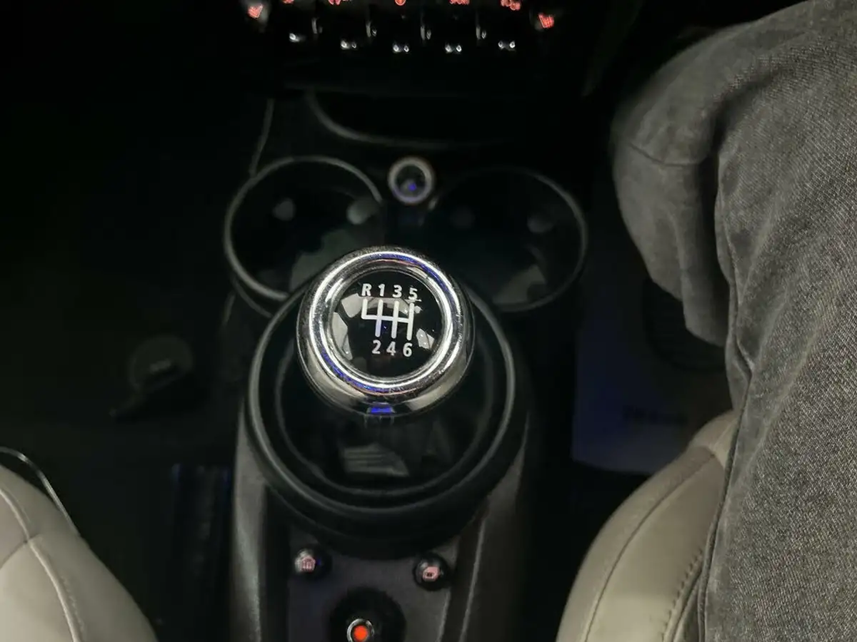 2015-mini-paceman-16-cooper-s-184bhp-all4-big-14
