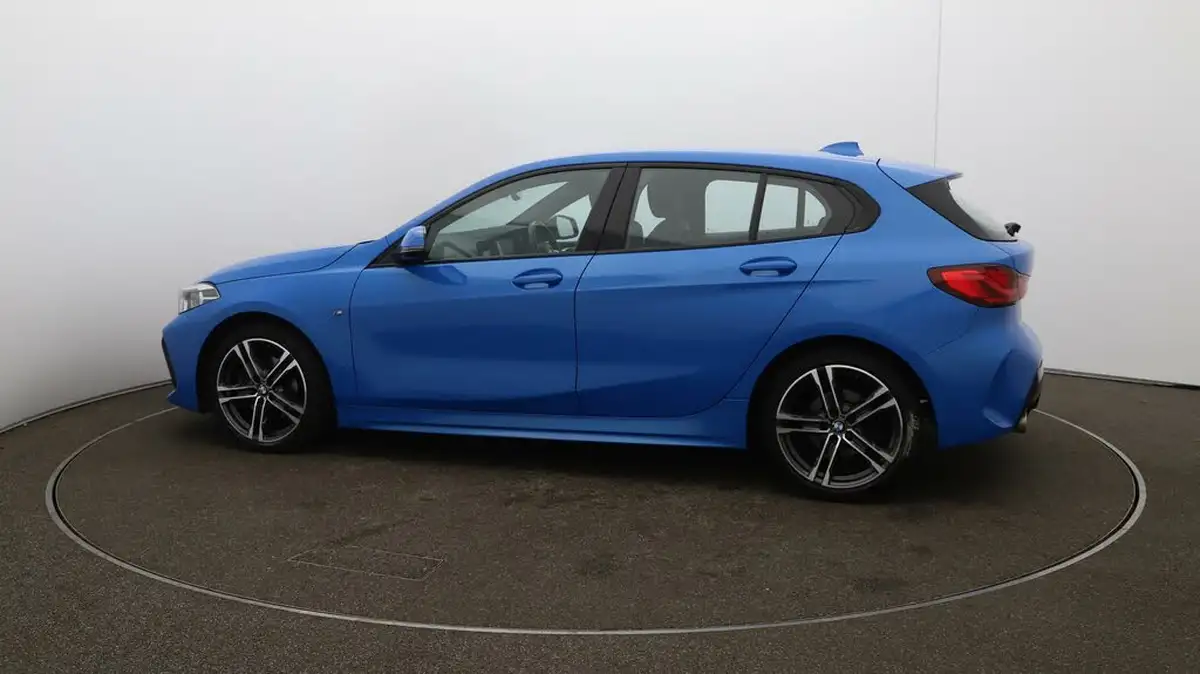 2022-bmw-1-series-15-118i-m-sport-lcp-big-51