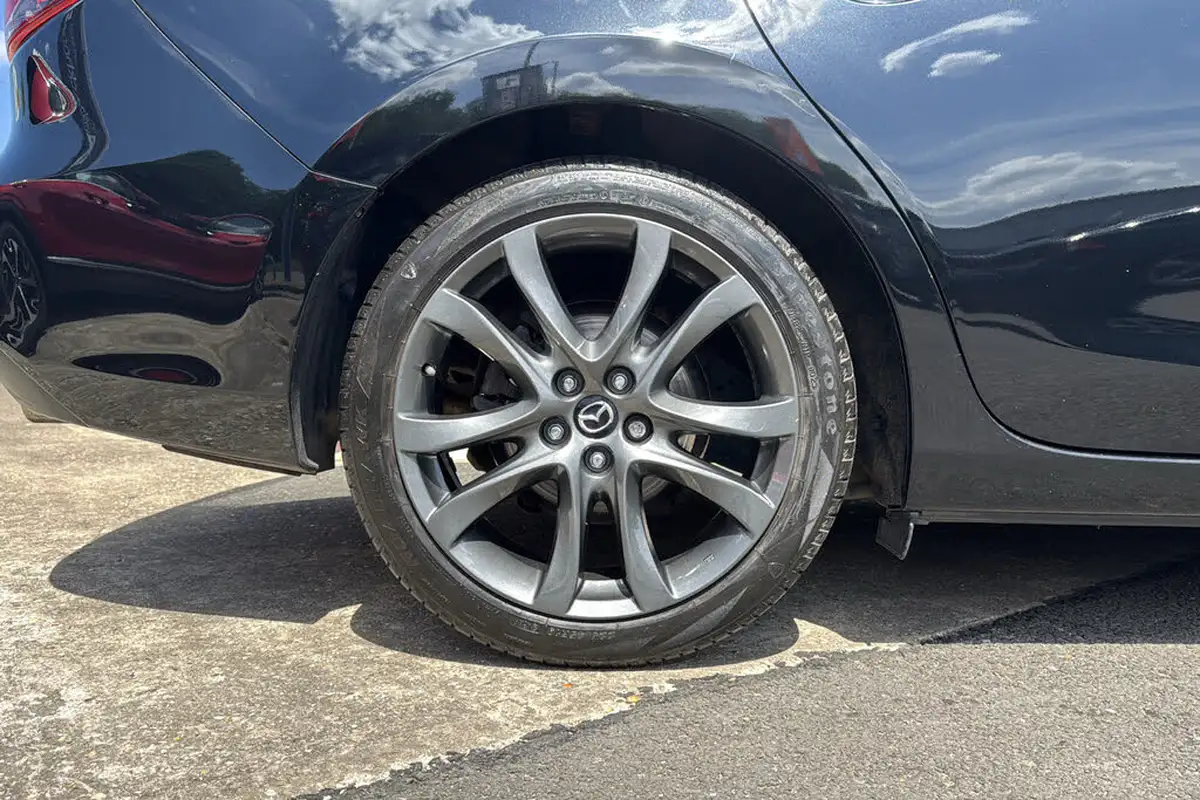 2018-mazda-mazda6-22td-sport-nav-150ps-skyactiv-d-tourer-5d-big-6