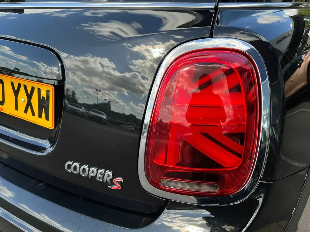 2020-mini-cooper-20-cooper-s-sport-189bhp-hatchback-5d-auto-big-31