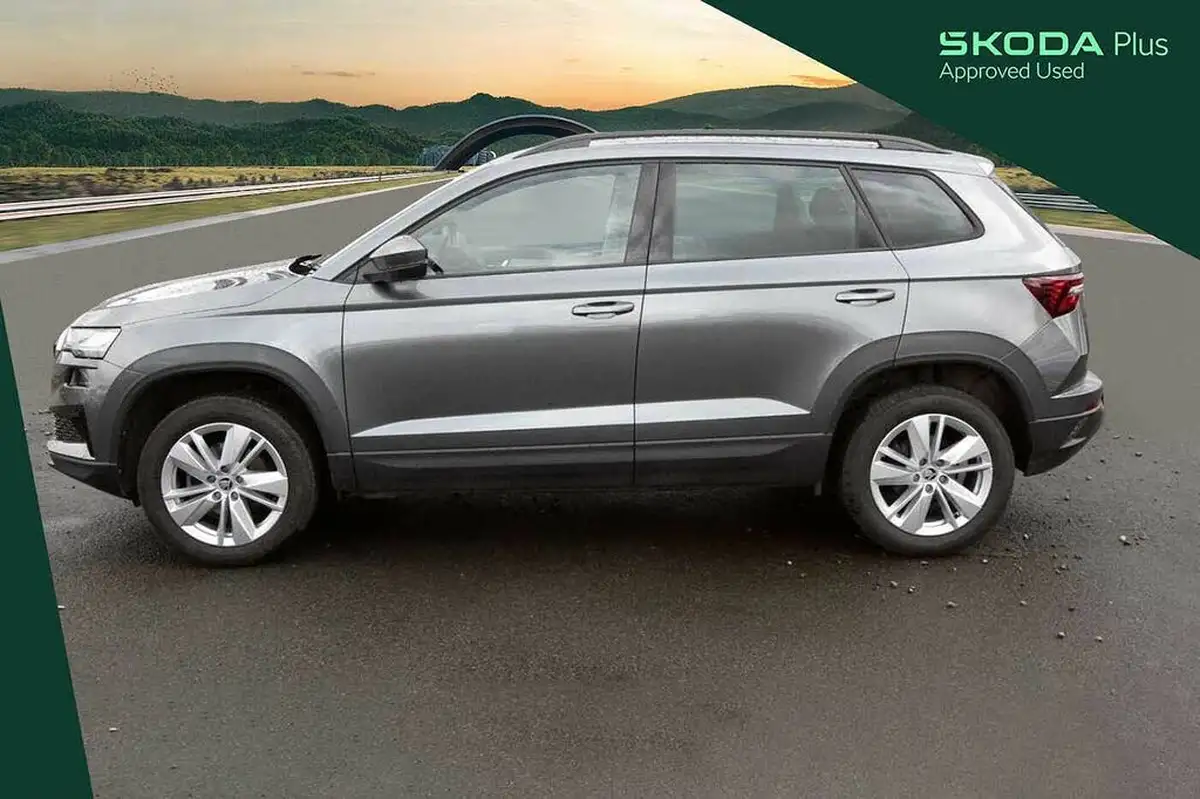 2024-skoda-karoq-10-tsi-se-drive-116ps-big-10