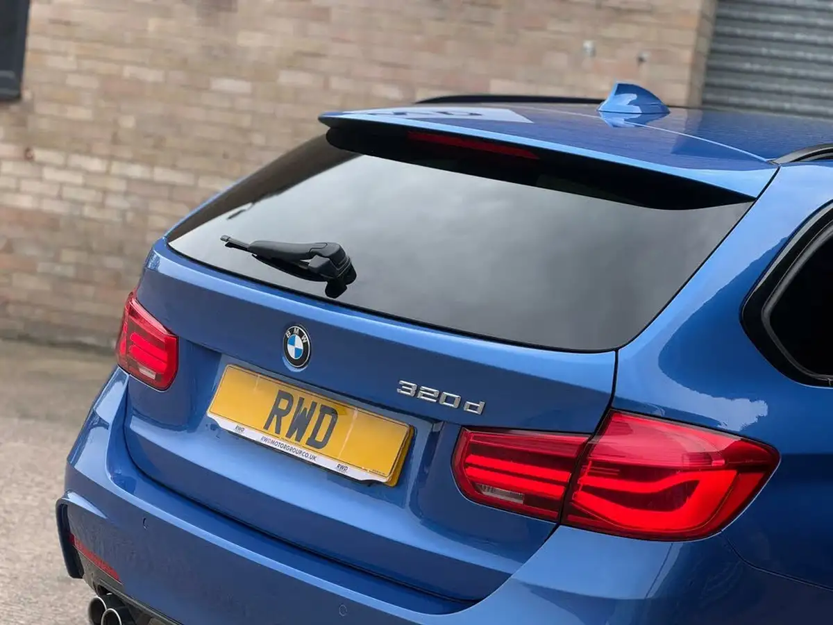 2018-bmw-3-series-20td-320d-m-sport-touring-5d-auto-big-43