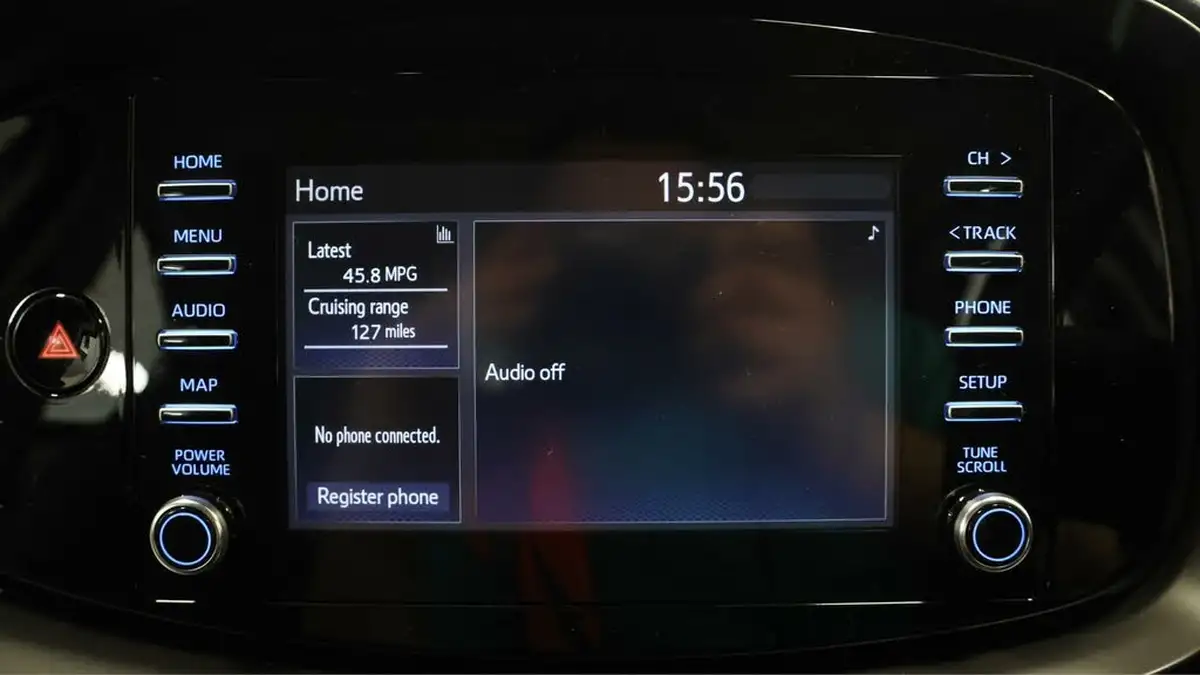 2023-toyota-aygo-x-10-vvt-i-pure-cvt-big-10