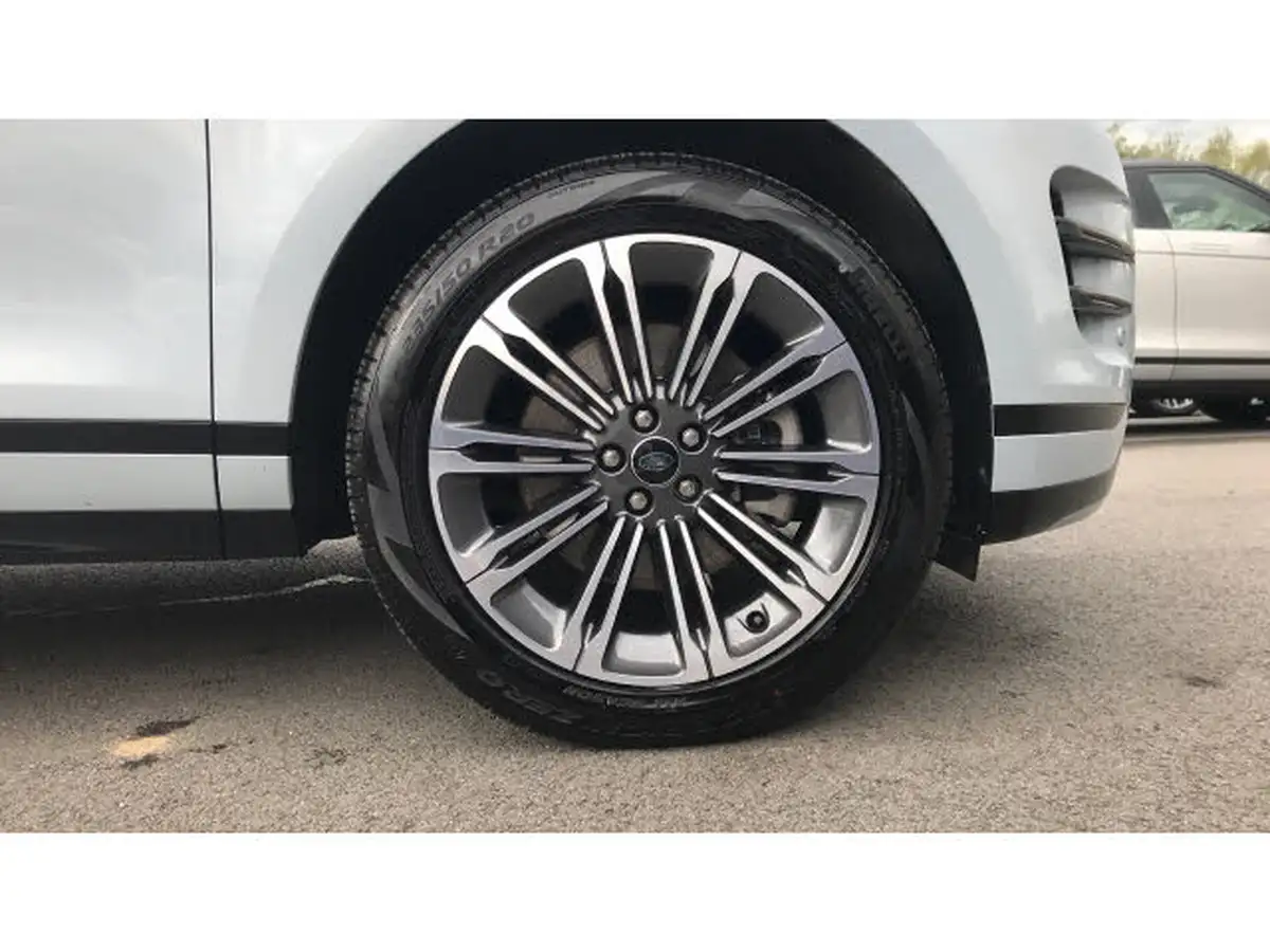 2024-land-rover-range-rover-evoque-20-d200-dynamic-hse-big-7