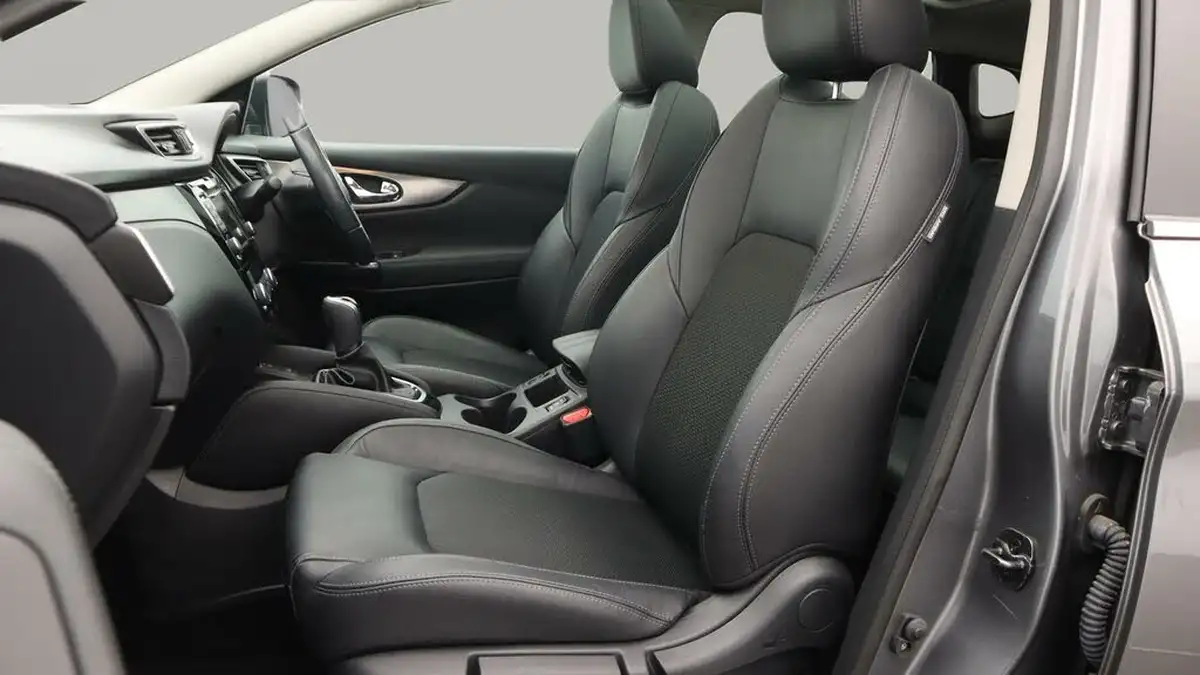 2019-nissan-qashqai-13-dig-t-tekna-160ps-dct-big-14