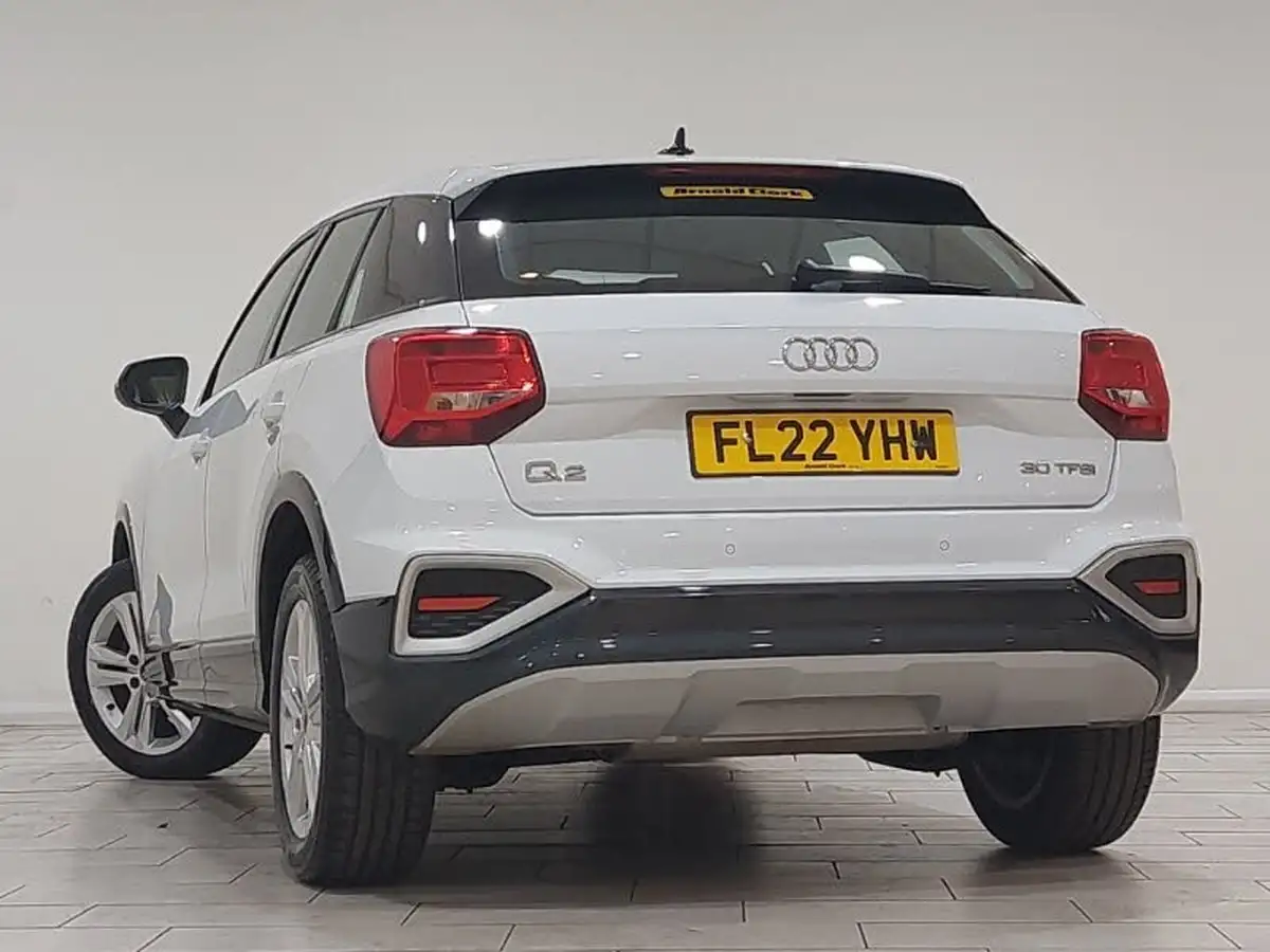 2022-audi-q2-10-30-tfsi-sport-big-1