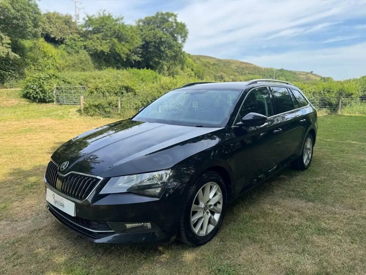 2018-skoda-superb-20tdi-scr-se-technology-estate-dsg-big-5