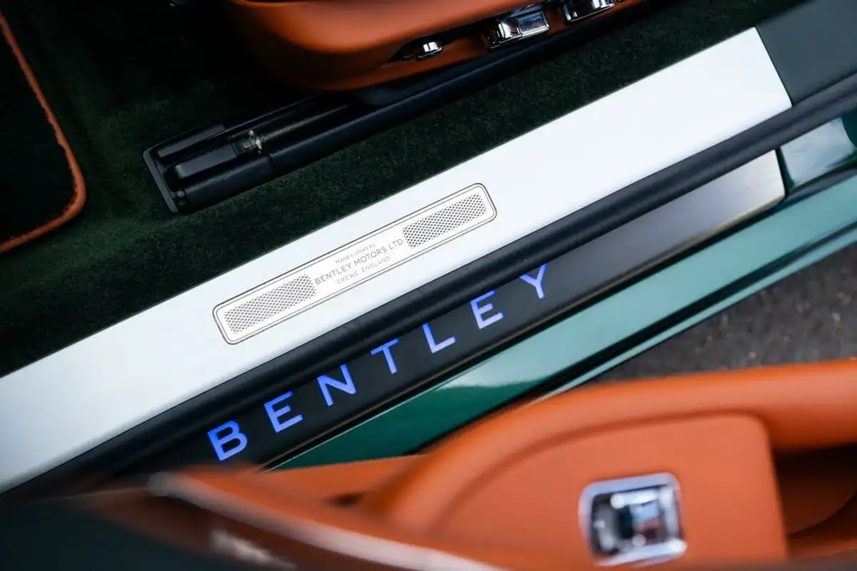 2022-bentley-continental-40-gt-v8-convertible-big-51