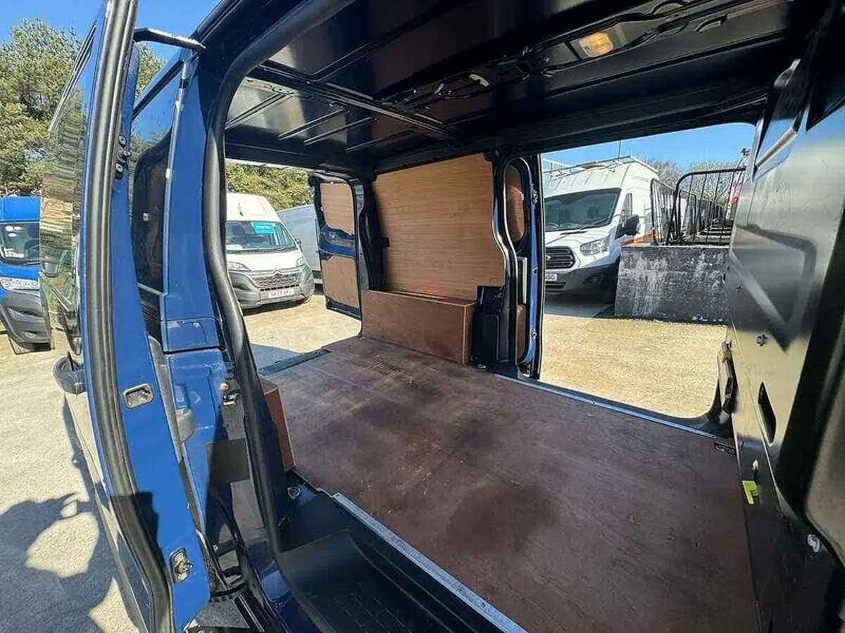 2021-peugeot-expert-20-bluehdi-professional-long-1400-eu6dt-panel-big-24