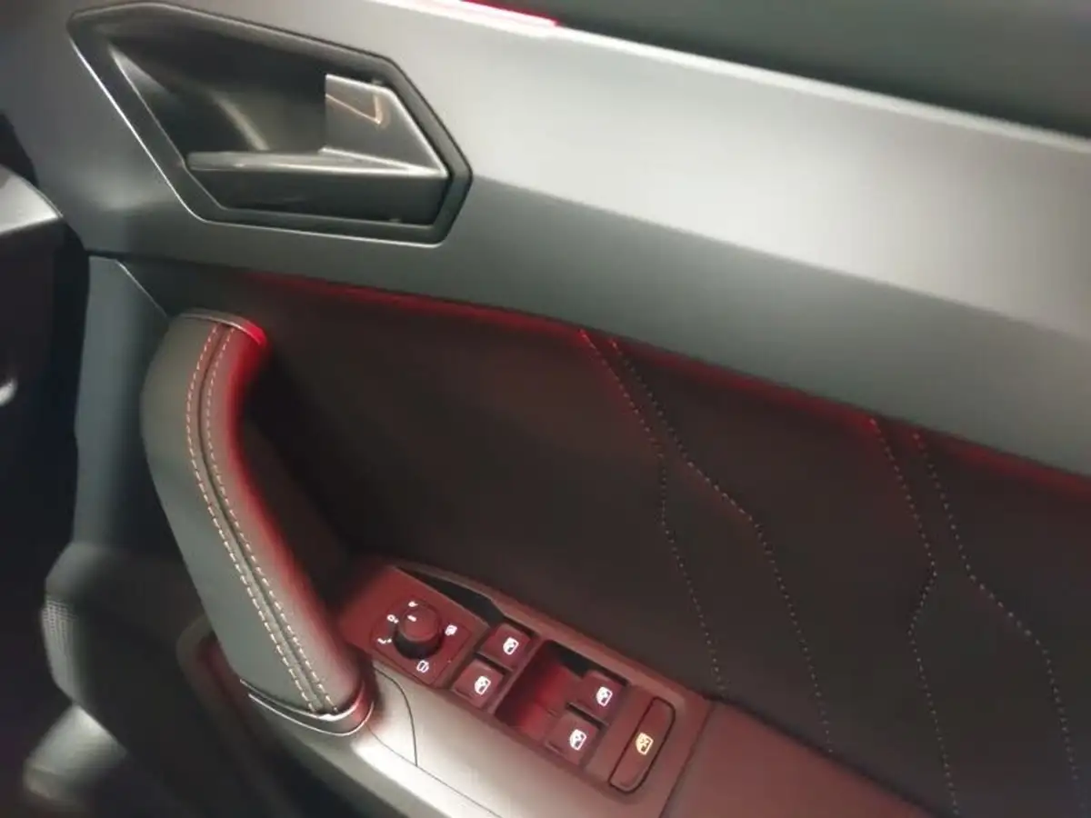 2024-cupra-formentor-15-tsi-v2-big-18