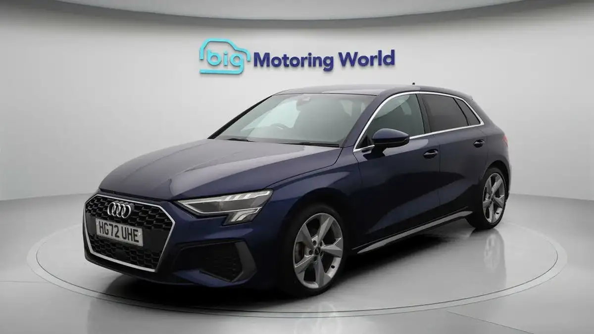 2023-audi-a3-15-35-tfsi-s-line-sportback-5d-big-3