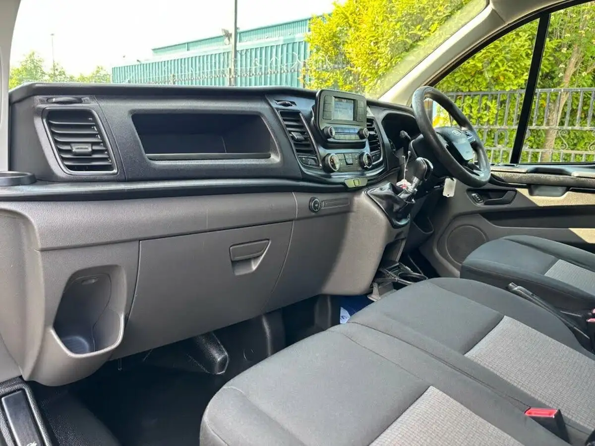 2019-ford-transit-custom-20tdci-340-l1h1-leader-130pseu6dt-big-15