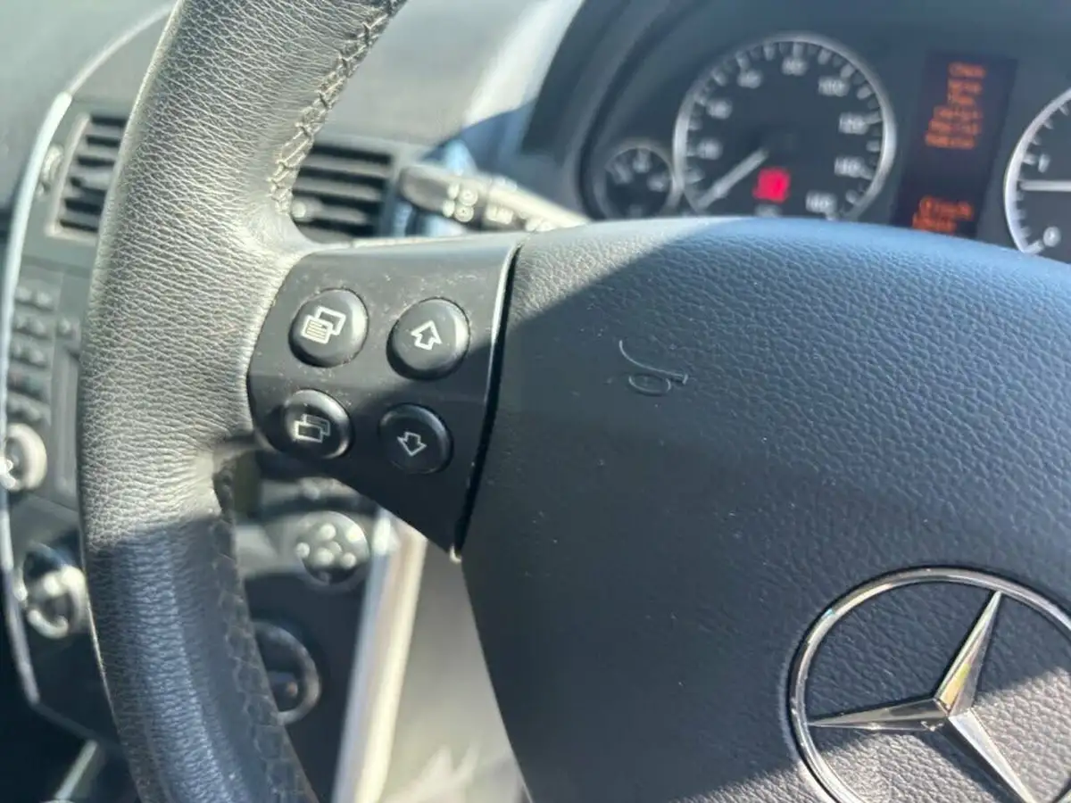 2009-mercedes-benz-a-class-20td-a160-avantgarde-se-5d-cvt-new-gen-big-29
