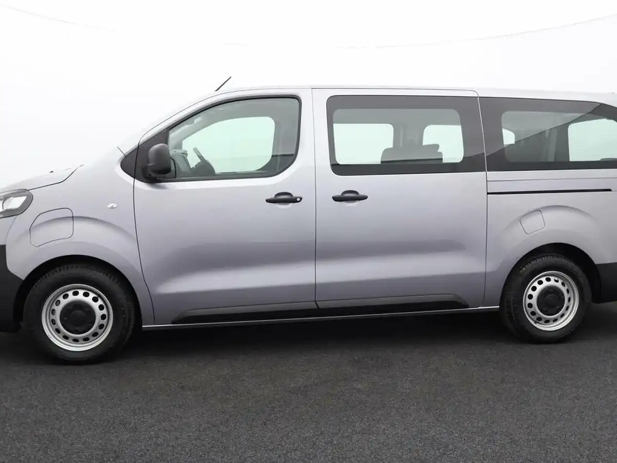 2023-vauxhall-vivaro-life-e-combi-l-big-4