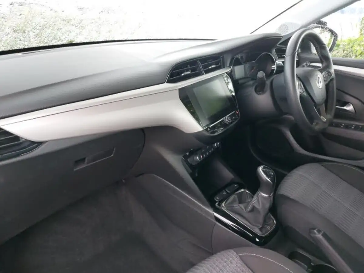 2022-vauxhall-corsa-12i-se-edition-big-4
