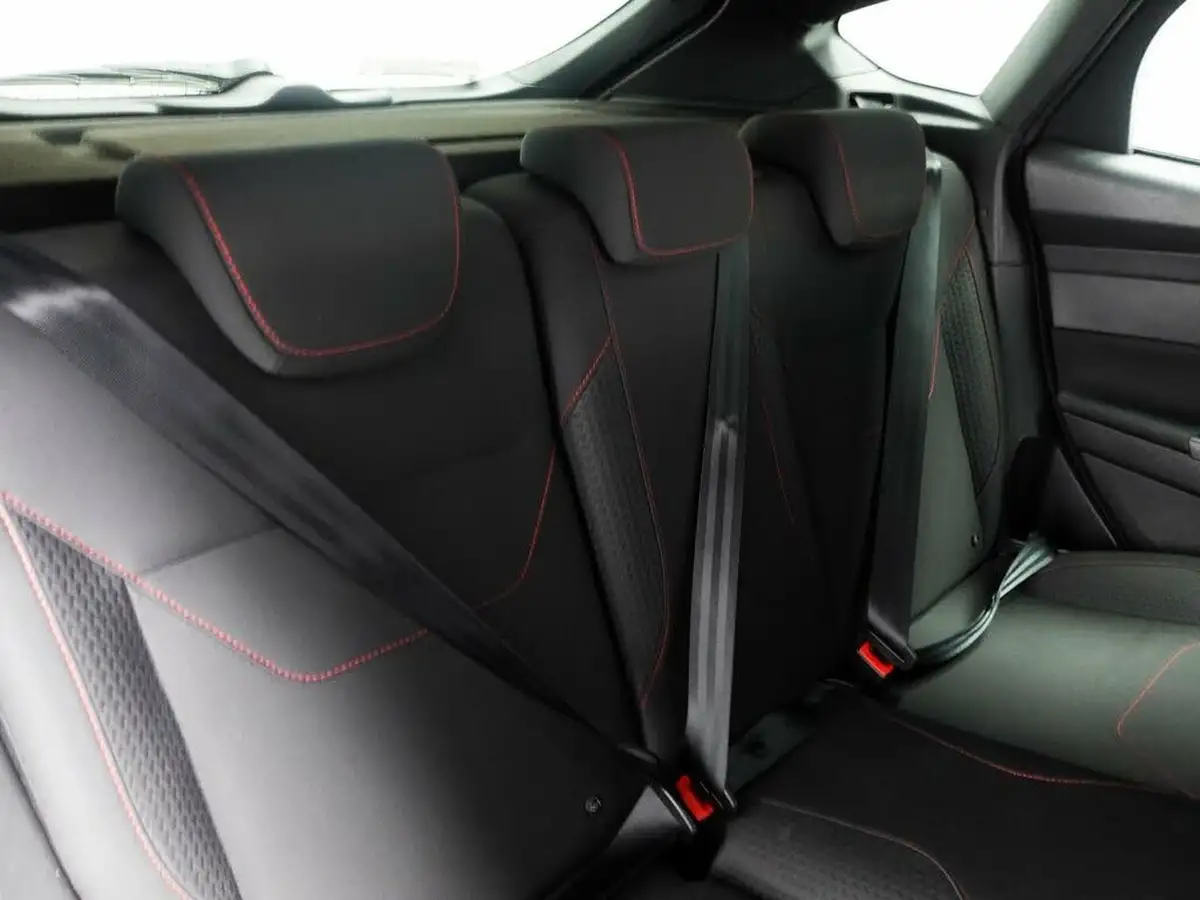 2018-ford-focus-10t-st-line-x-140ps-hatchback-big-17
