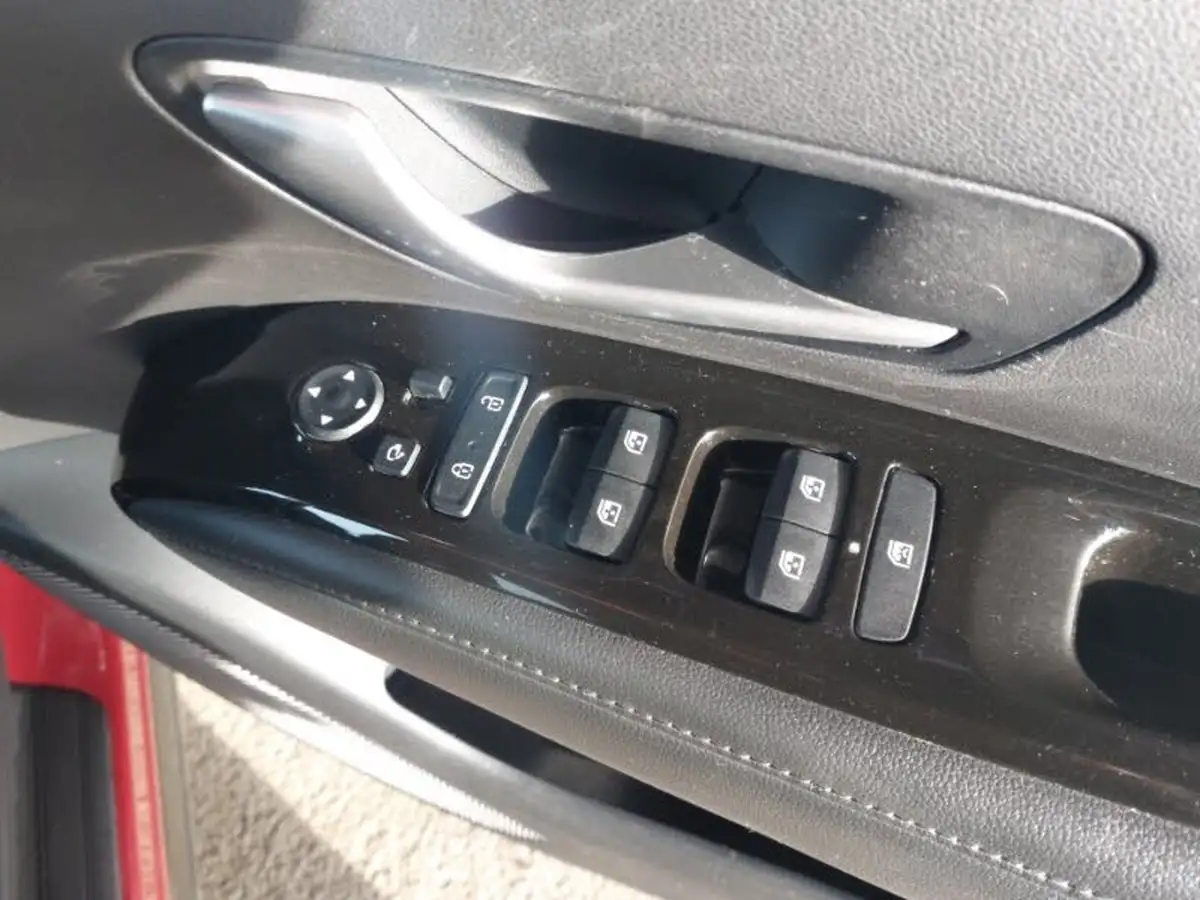 2021-hyundai-tucson-16-t-gdi-premium-150ps-48-volt-mhev-1598cc-big-10