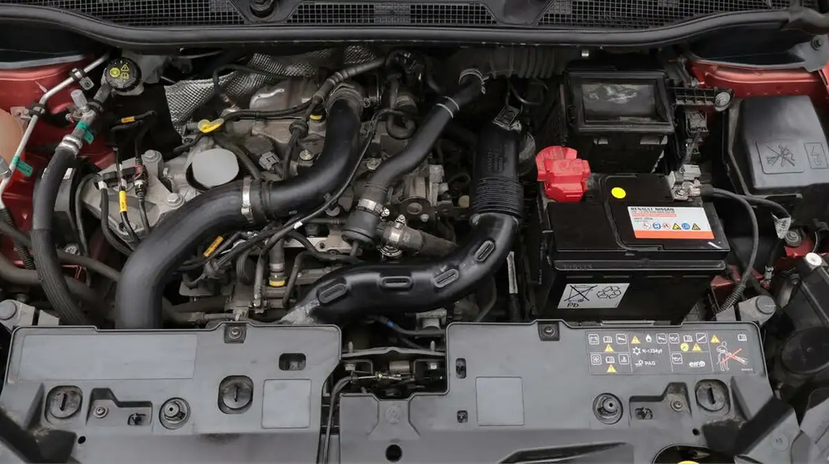 2019-renault-captur-09-tce-iconic-big-19