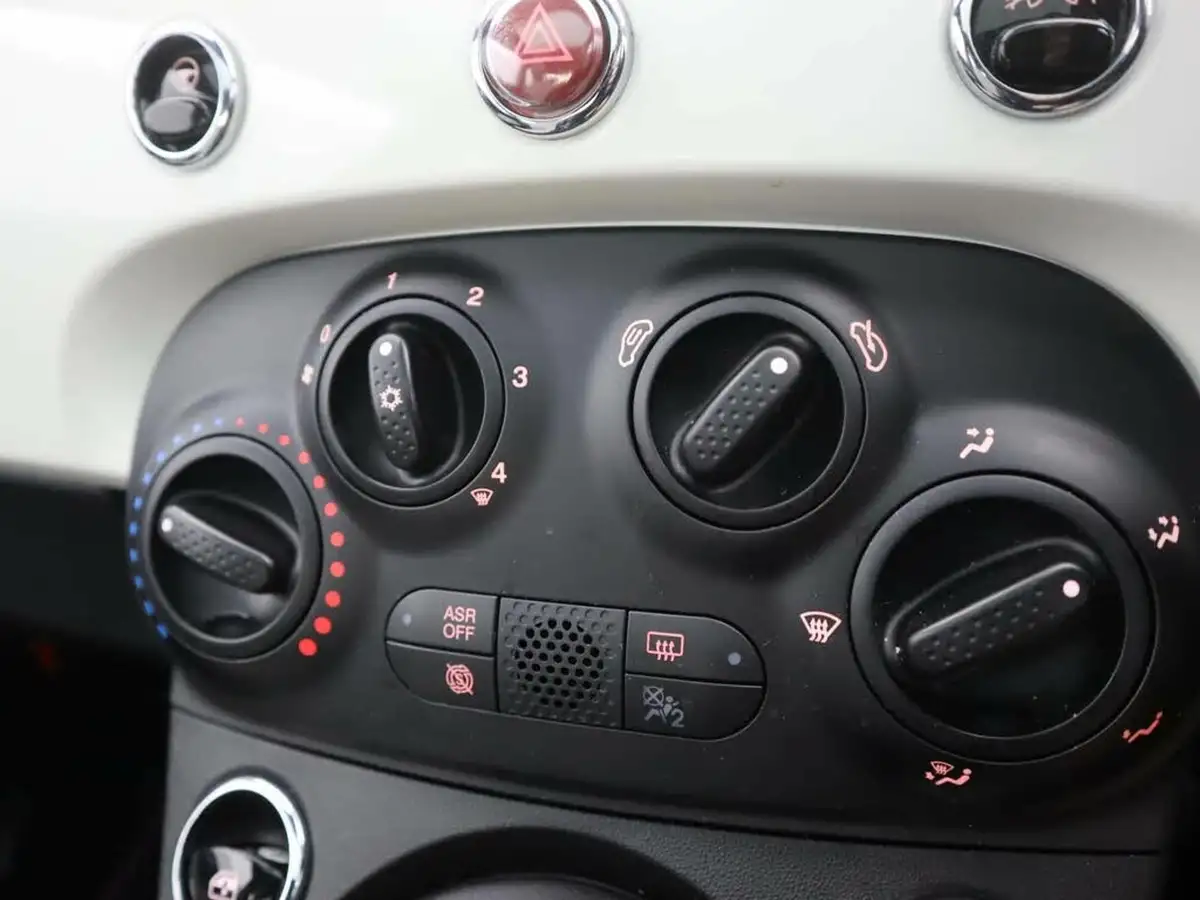 2022-fiat-500-10-dolcevita-big-30