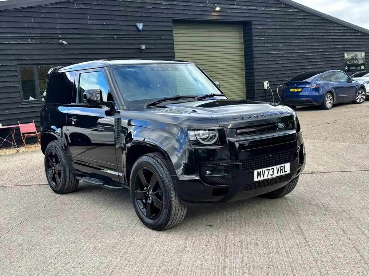 2023-land-rover-90-defender-30-d250-x-dynamic-hse-big-18