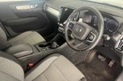 2021-volvo-xc40-20-b4-momentum-197bhp-awd-geartronic-small-9