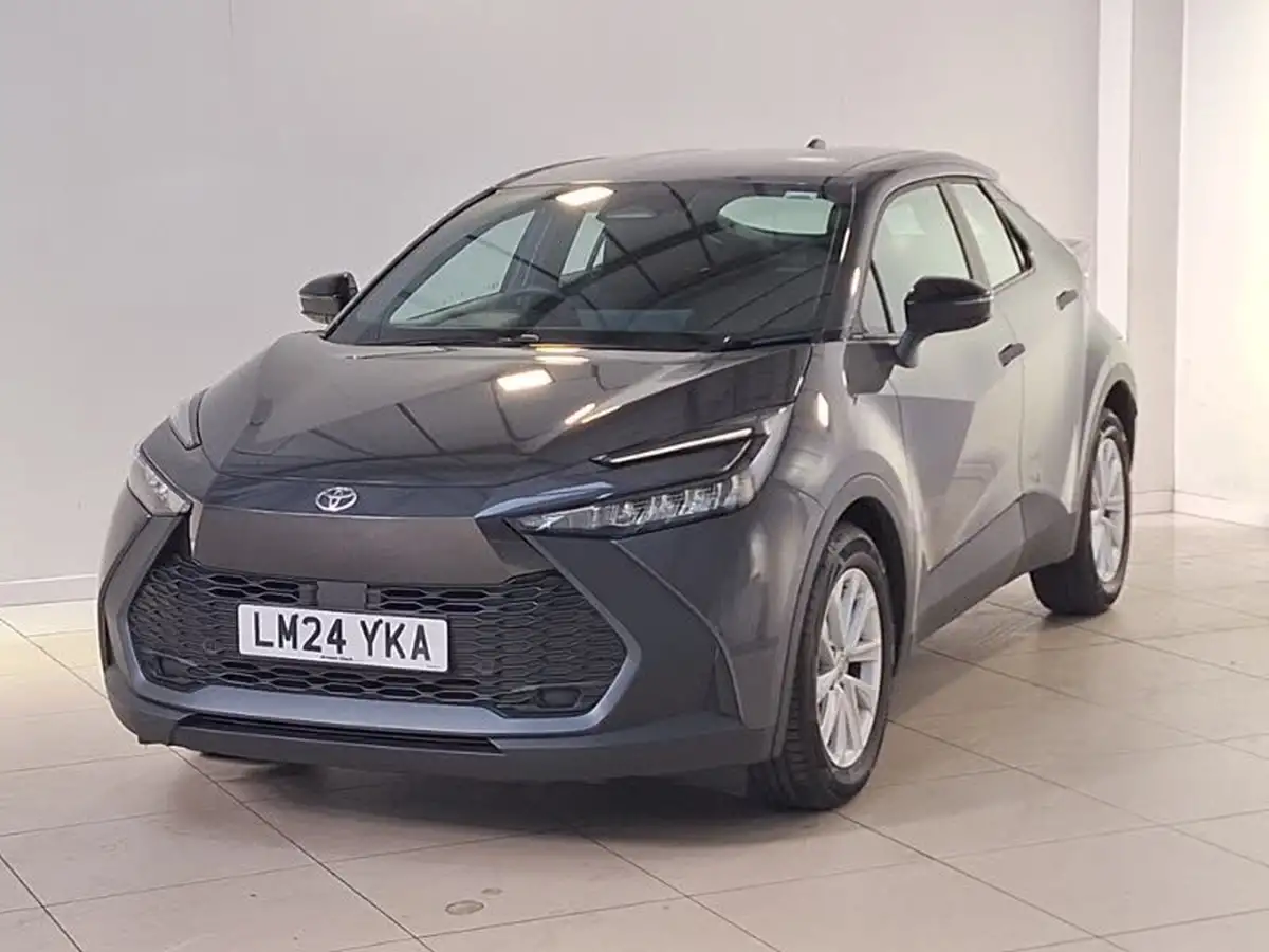 2024-toyota-c-hr-18-vvt-i-icon-138bhp-big-12