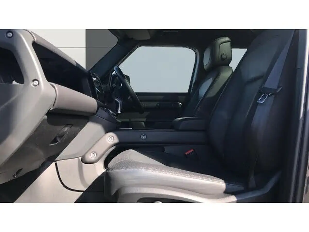 2022-land-rover-110-defender-30-d300-x-dynamic-hse-big-2