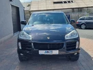 2009-porsche-cayenne-30td-small-7