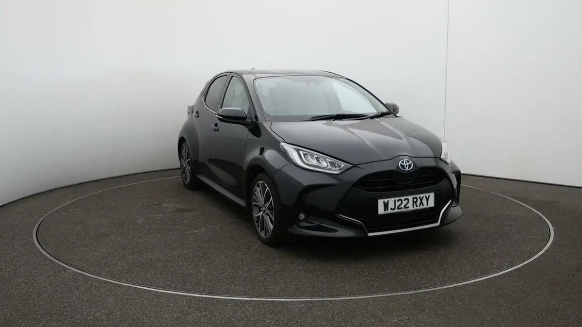2022-toyota-yaris-15-vvt-i-excel-big-41