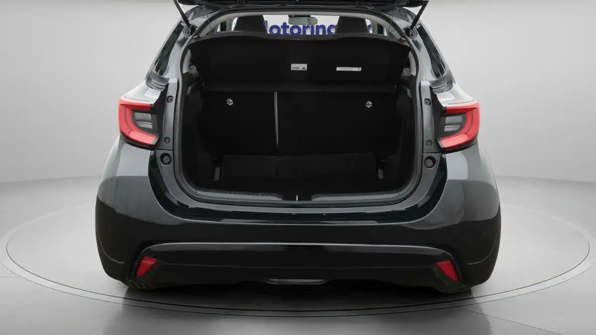 2022-toyota-yaris-15-vvt-i-excel-big-17