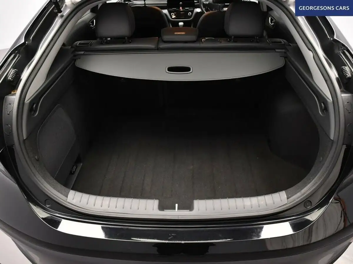 2021-hyundai-ioniq-16-gdi-premium-se-hybrid-big-8