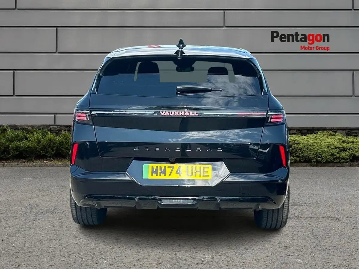2024-vauxhall-grandland-e-ultimate-big-16
