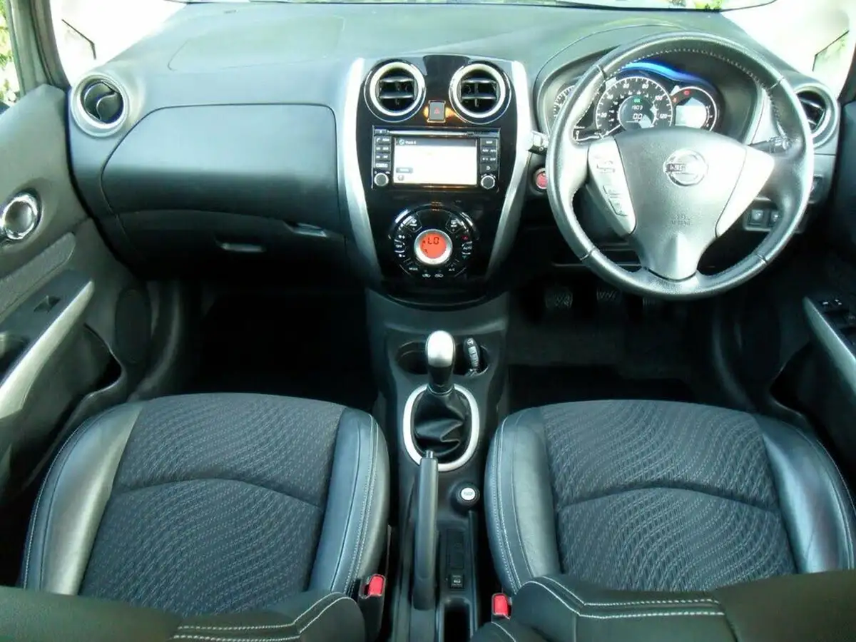 2015-nissan-note-12-tekna-big-55